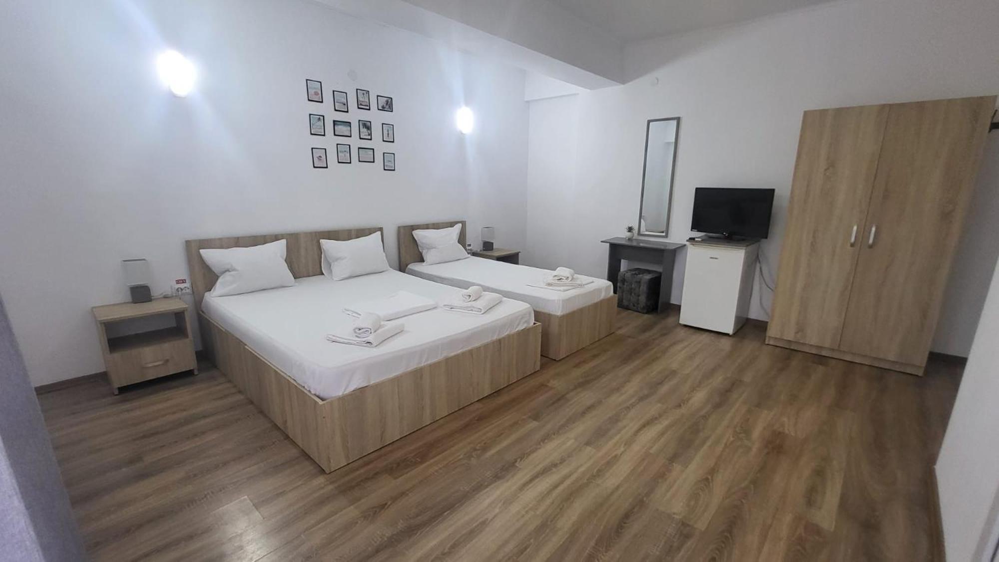 Hotel Casa Tatiana Eforie Nord Esterno foto