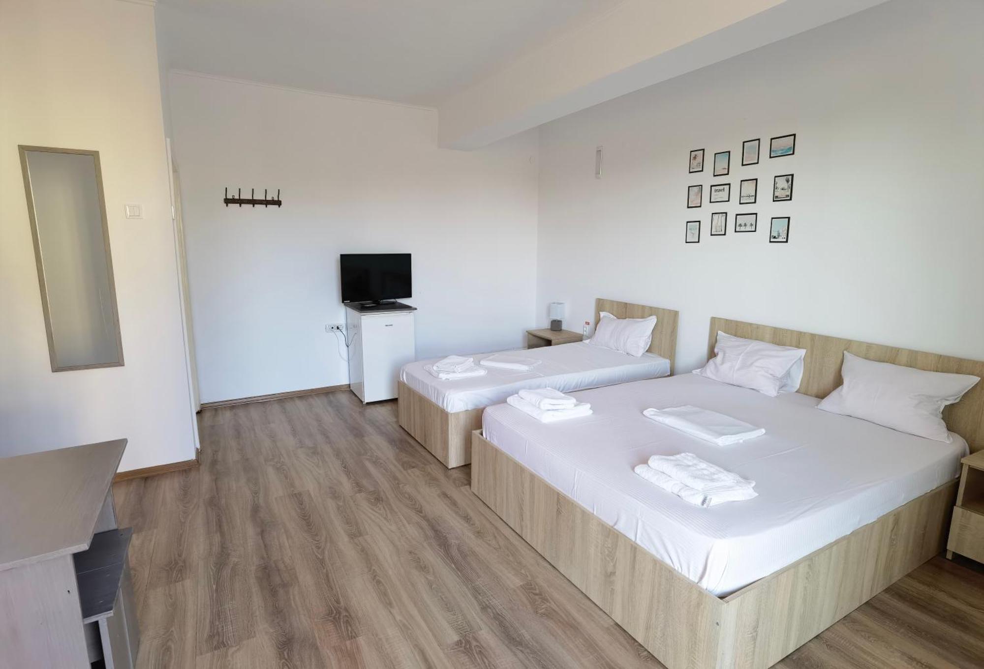 Hotel Casa Tatiana Eforie Nord Esterno foto